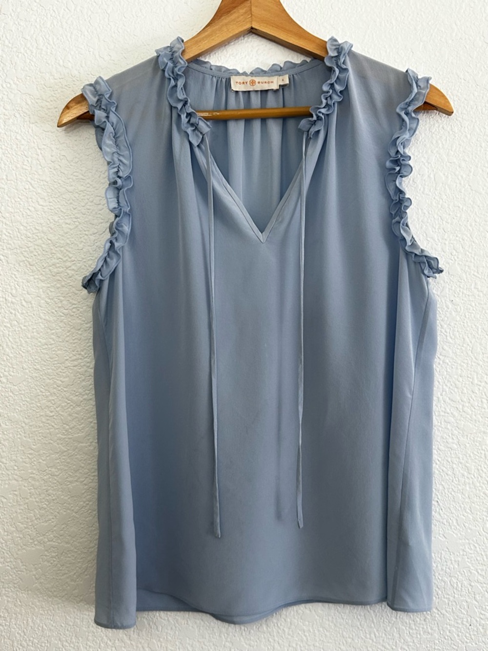 TORY BURCH Size 4 Marie Ruffle Shell Sleeveless Blouse 100% SILK LIGHT BLUE